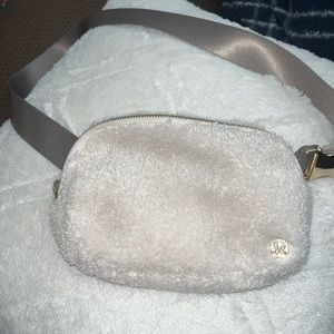 Lululemon fleece belt bag